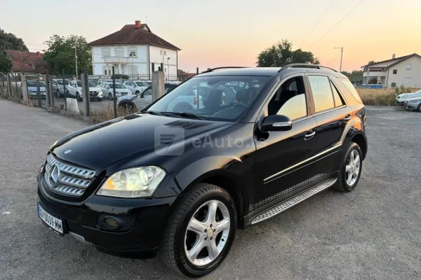 Mercedes Benz ML 320 — polovni automobil