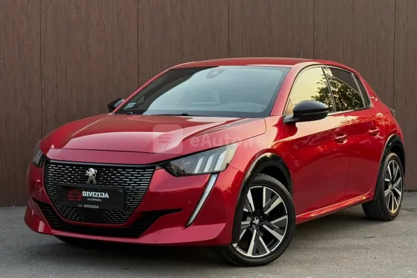 Peugeot 208 — polovni automobil