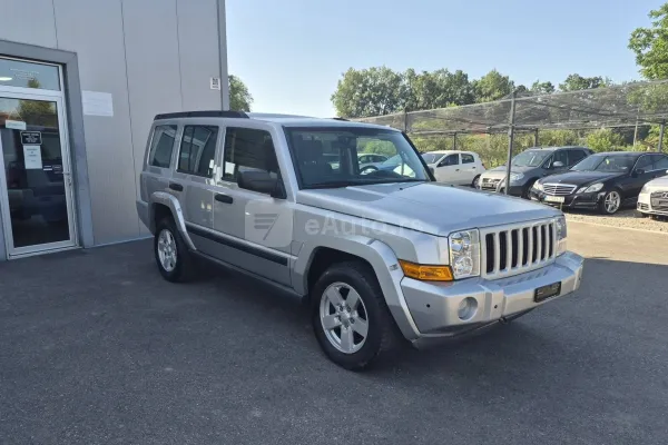 Jeep Commander — polovni automobil