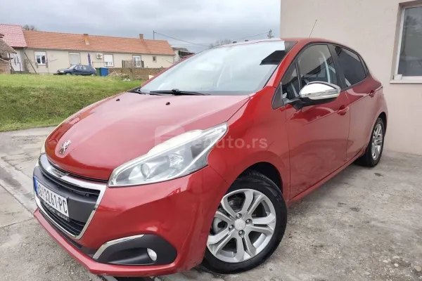 Peugeot 208 — polovni automobil