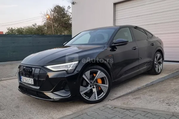 Audi e-tron — polovni automobil