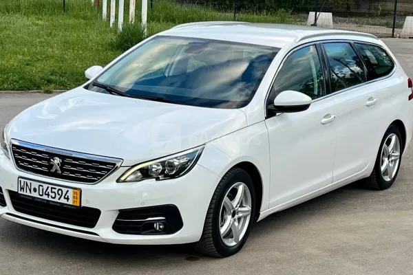 Peugeot 308 — polovni automobil