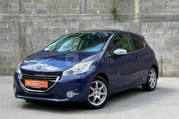 Peugeot 208 — polovni automobil