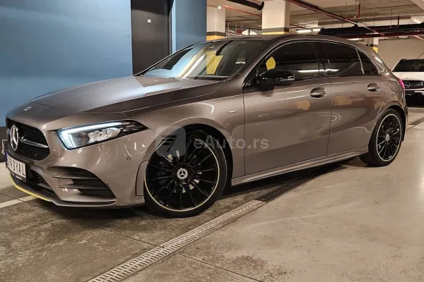 Mercedes Benz A 180 — polovni automobil