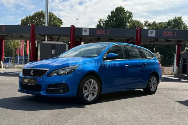 Peugeot 308 — polovni automobil