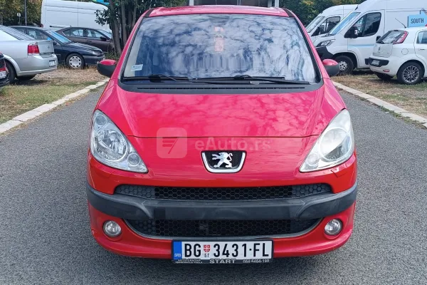 Peugeot 1007 — polovni automobil