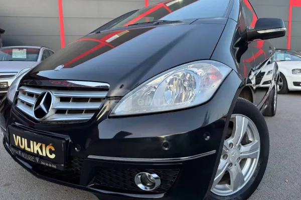Mercedes Benz A 180 — polovni automobil