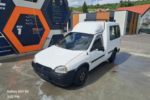 Opel Combo — polovni automobil