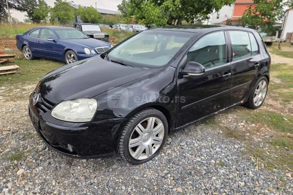 Volkswagen Golf 5 — polovni automobil