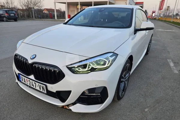 BMW 218 — polovni automobil