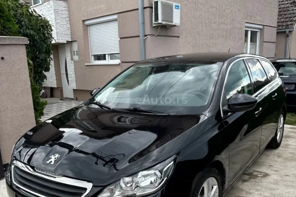Peugeot 308 — polovni automobil