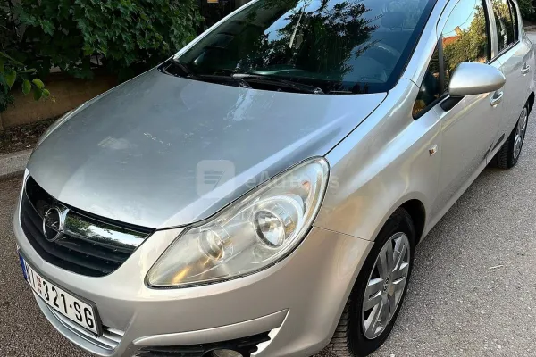 Opel Corsa D — polovni automobil