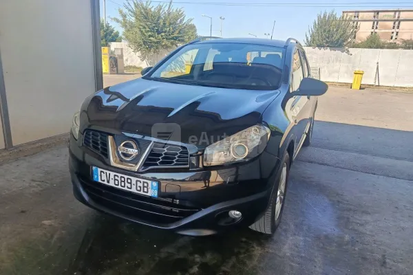 Nissan Qashqai + 2 — polovni automobil