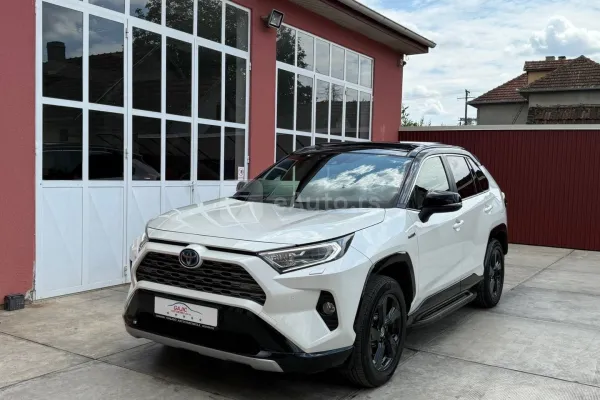 Toyota RAV 4 — polovni automobil
