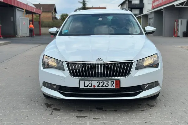 Škoda Superb — polovni automobil