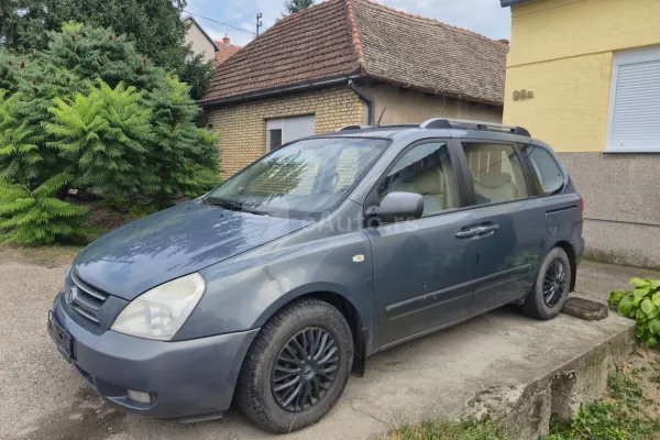 Kia Carnival — polovni automobil