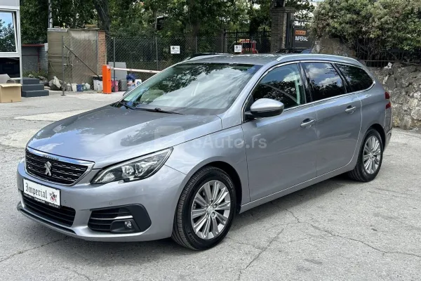 Peugeot 308 — polovni automobil