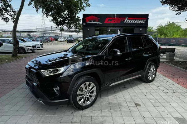 Toyota RAV 4 — polovni automobil
