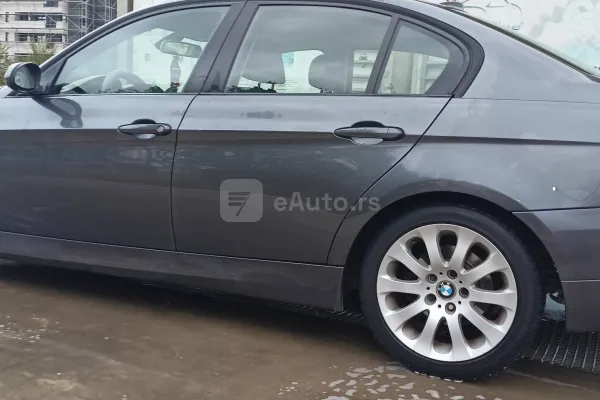 BMW 320 — polovni automobil