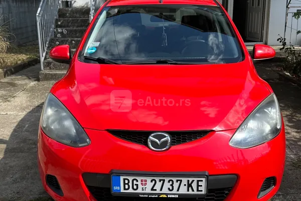 Mazda 2 — polovni automobil