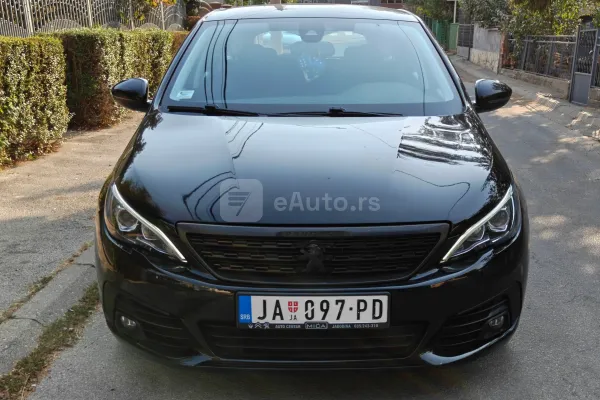Peugeot 308 — polovni automobil