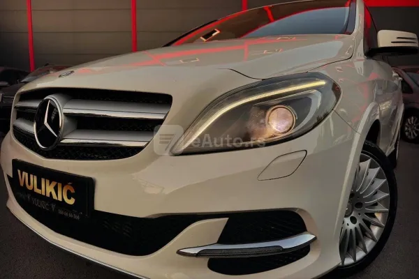 Mercedes Benz B 200 — polovni automobil