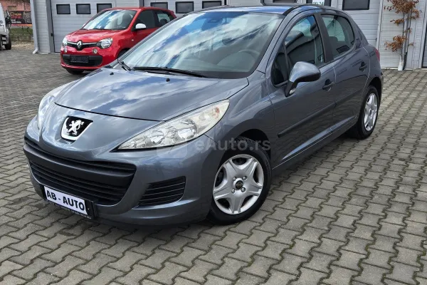 Peugeot 207 — polovni automobil