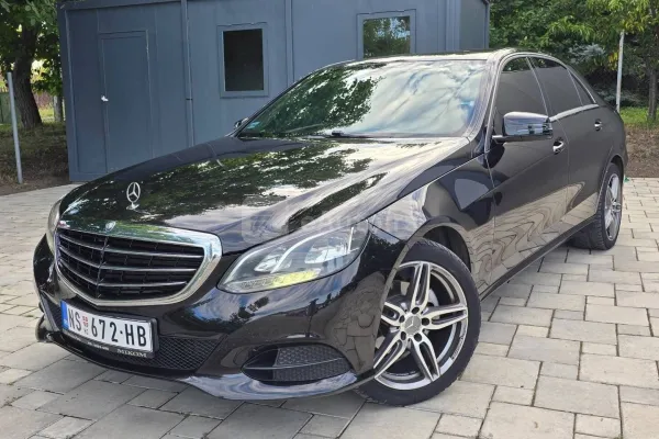 Mercedes Benz E 220 — polovni automobil