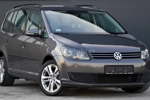 Volkswagen Touran — polovni automobil