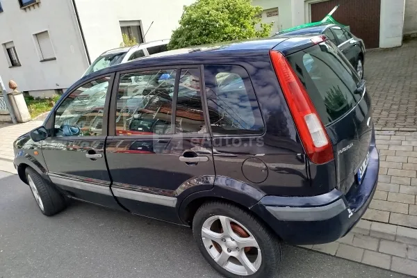 Ford Fusion — polovni automobil