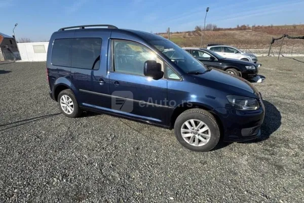 Volkswagen Caddy — polovni automobil