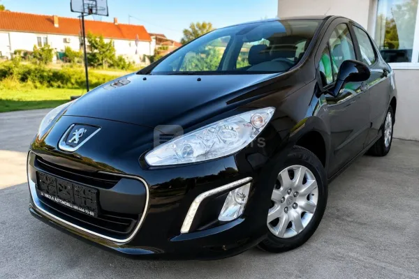 Peugeot 308 — polovni automobil