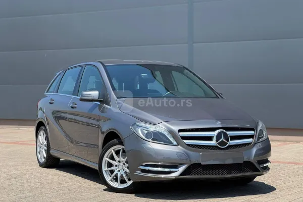 Mercedes Benz B 180 — polovni automobil