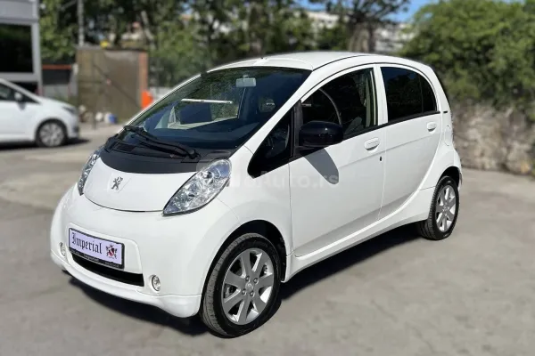 Peugeot iOn — polovni automobil