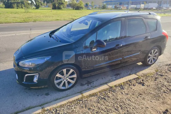 Peugeot 308 — polovni automobil