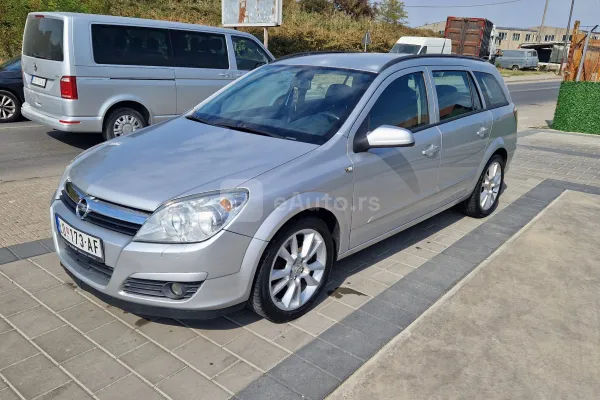Opel Astra H — polovni automobil