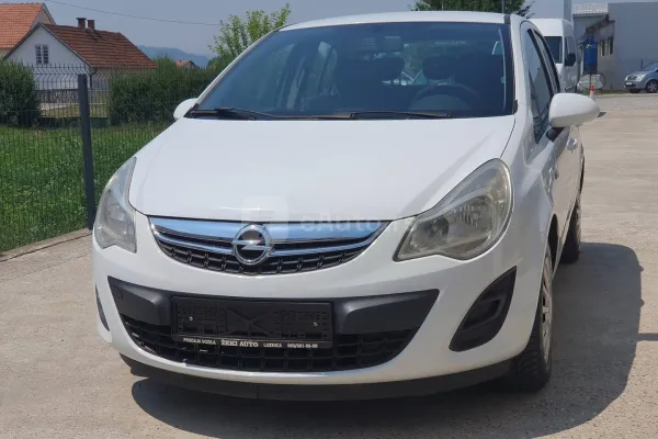 Opel Corsa D — polovni automobil