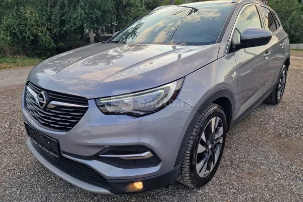 Opel Grandland X — polovni automobil
