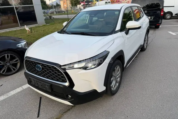 Toyota Corolla Cross — polovni automobil