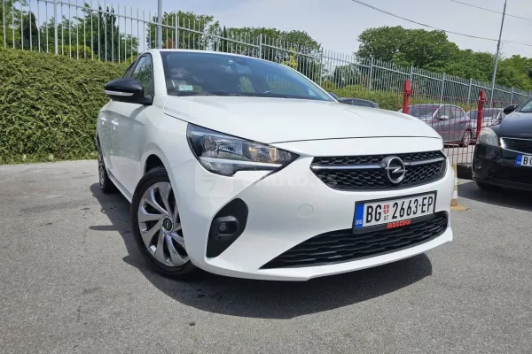 Opel Corsa F — polovni automobil