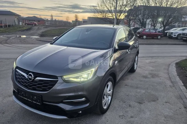 Opel Grandland X — polovni automobil