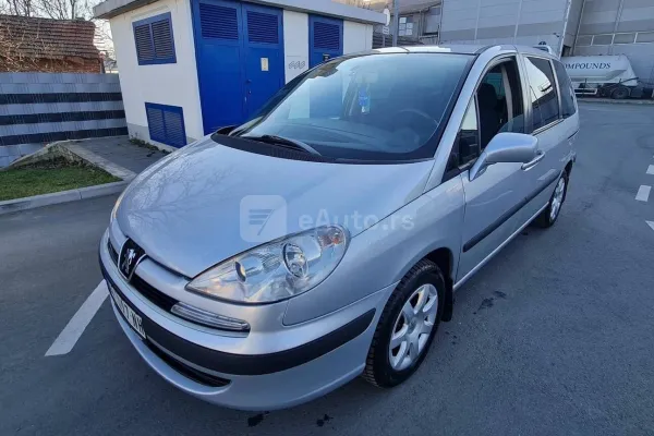 Peugeot 807 — polovni automobil