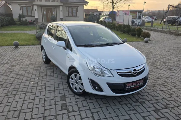 Opel Corsa D — polovni automobil