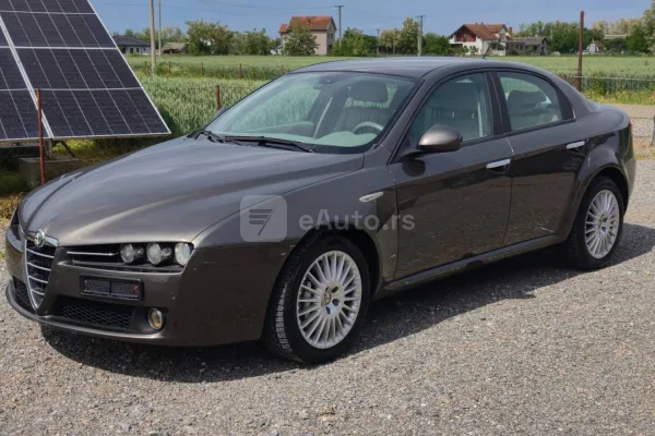 Alfa Romeo 159 — polovni automobil