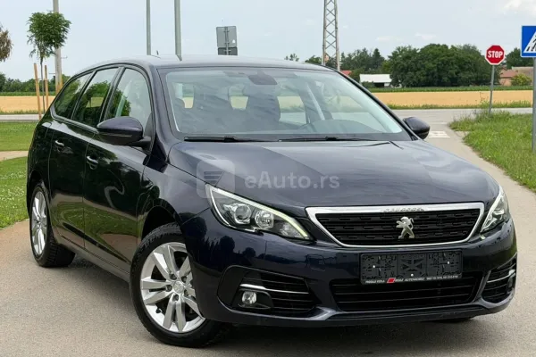 Peugeot 308 — polovni automobil
