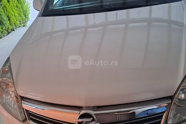 Opel Astra H — polovni automobil