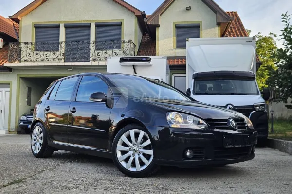 Volkswagen Golf 5 — polovni automobil