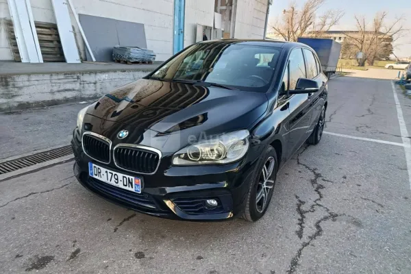 BMW 218 — polovni automobil