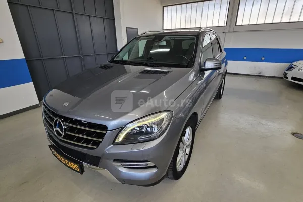 Mercedes Benz ML 250 — polovni automobil