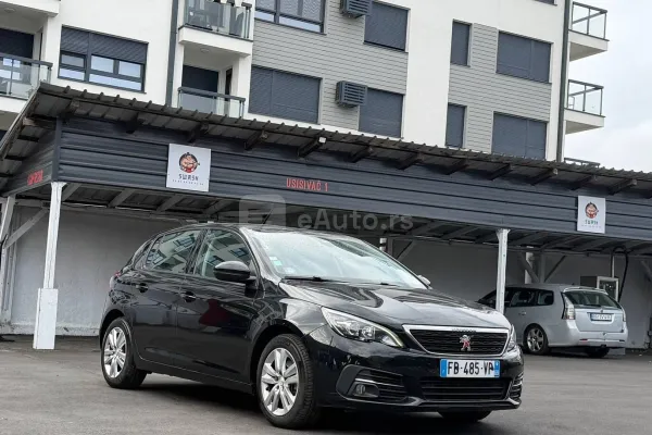Peugeot 308 — polovni automobil
